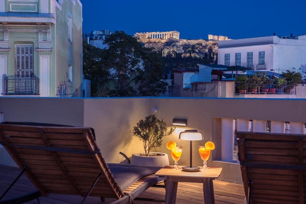 Thissio Hotel | Moon And Stars Athens