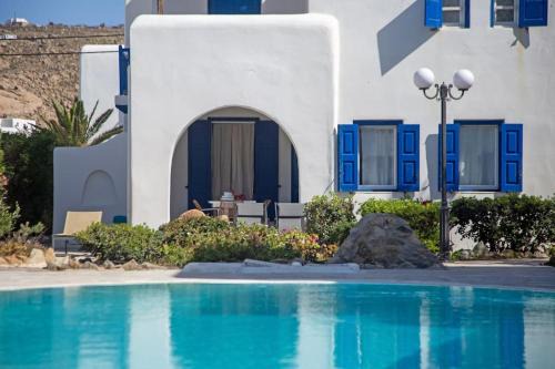 Ornos House | Mykonian Style w Shared Pool Houses 8 & 9
