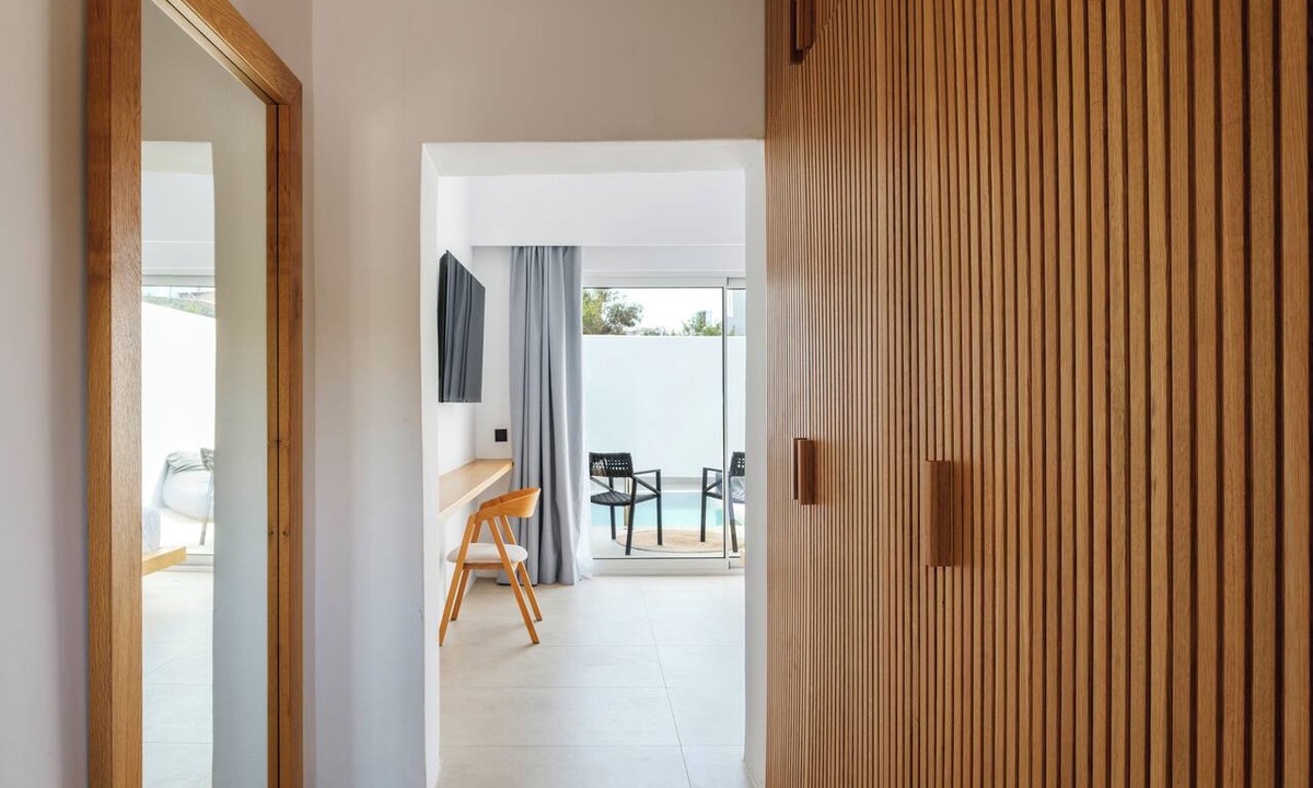 Platis Gialos Hotel | Mykonos Drops