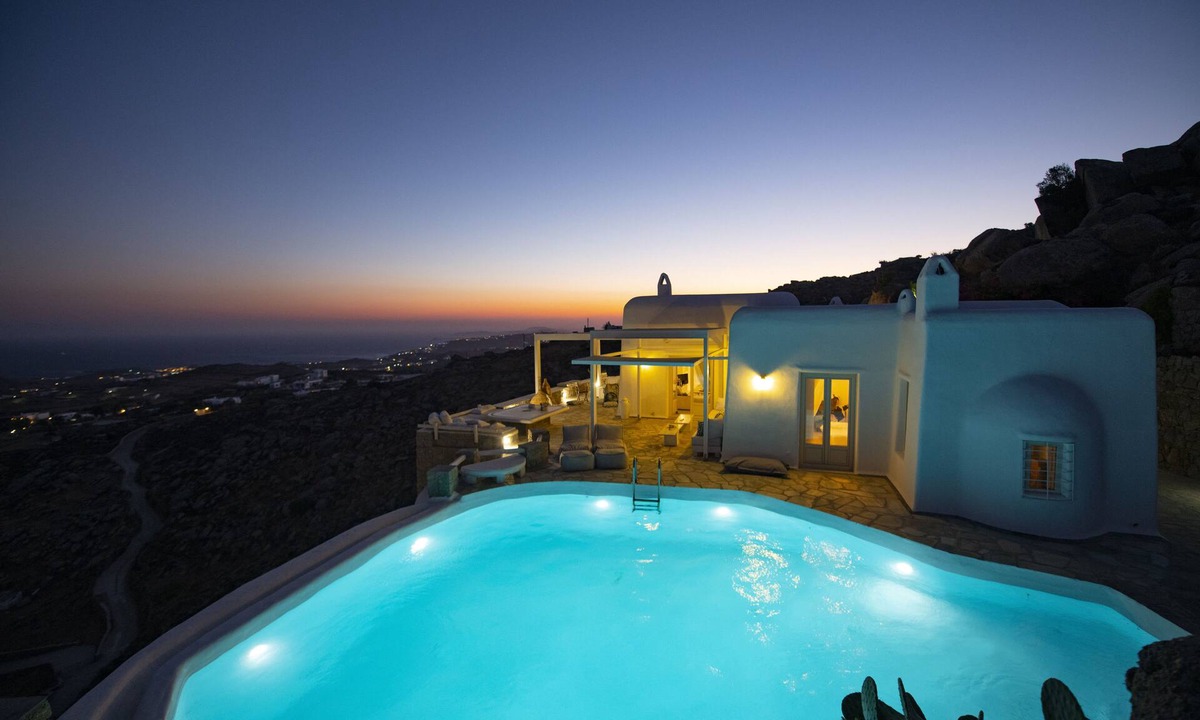 Plintri House | Mykonos Teatro Suites and Villa