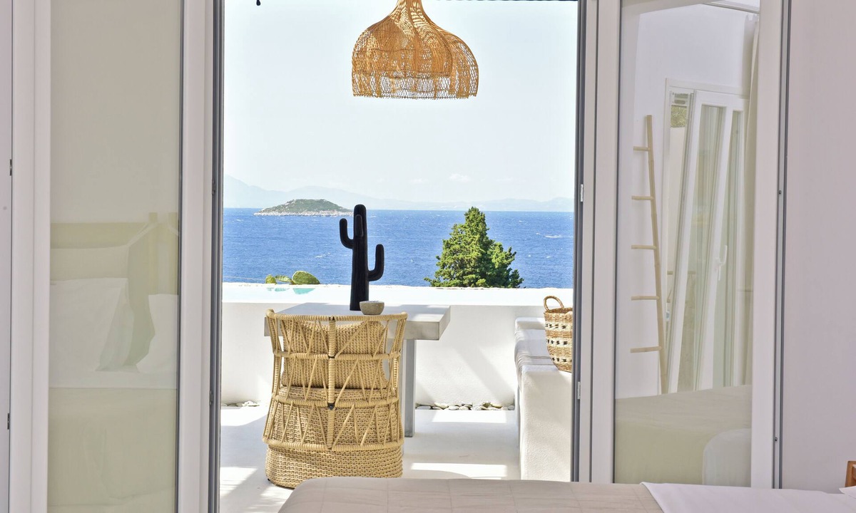 Elios House | Natura Luxury Villas