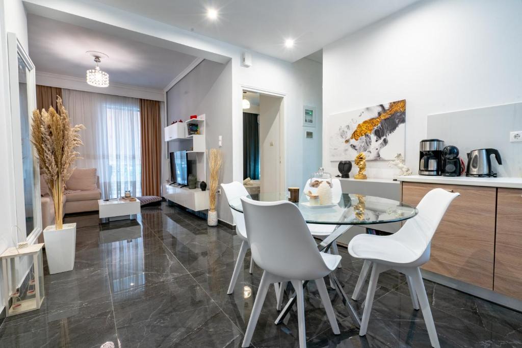Nea Ionia Apartment | Neo Irakleio train st 1 bedrm 4 pers apartment by MPS