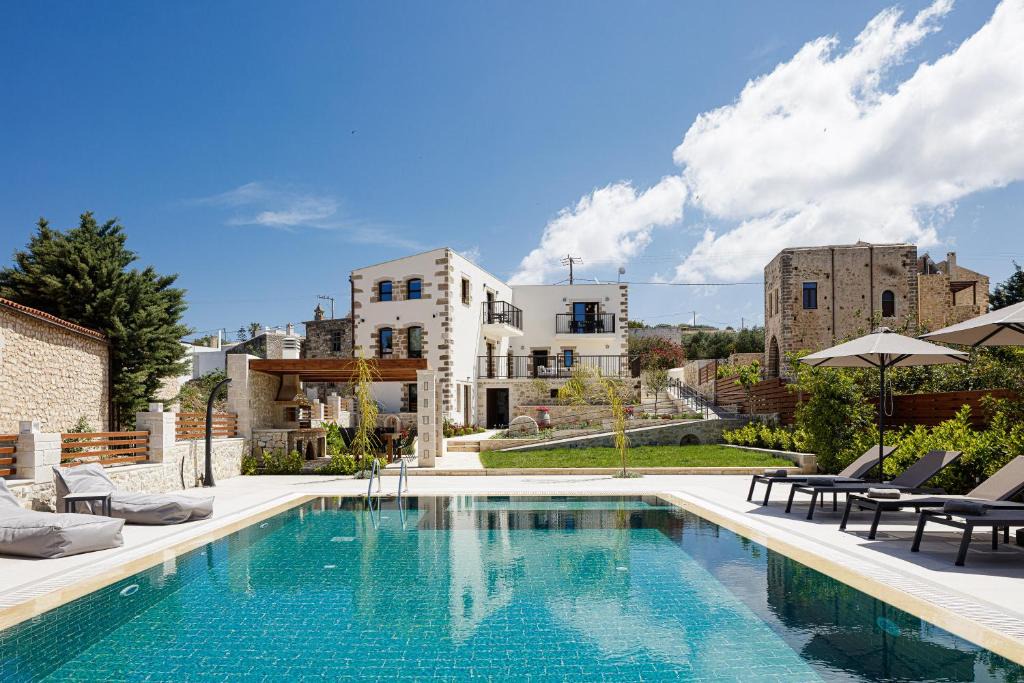Chamalevri Villa | New luxurious villa with stunning pool,views &bbq!