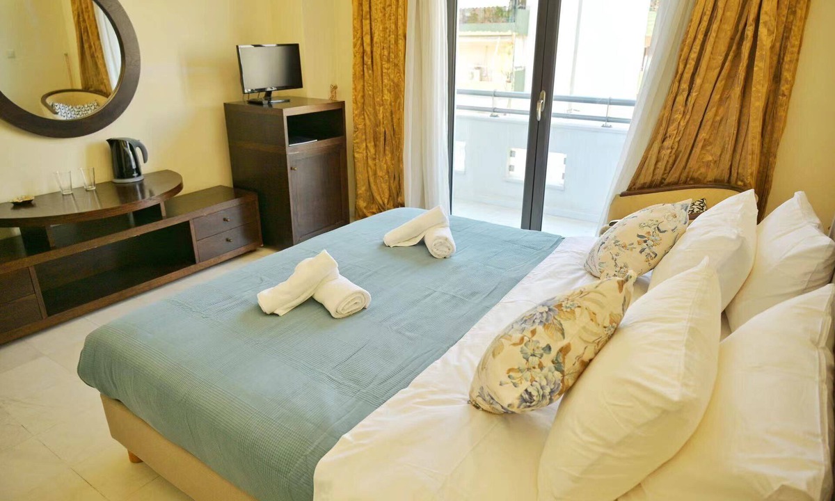 Neos Kosmos Hotel | New Times Home & Hotels