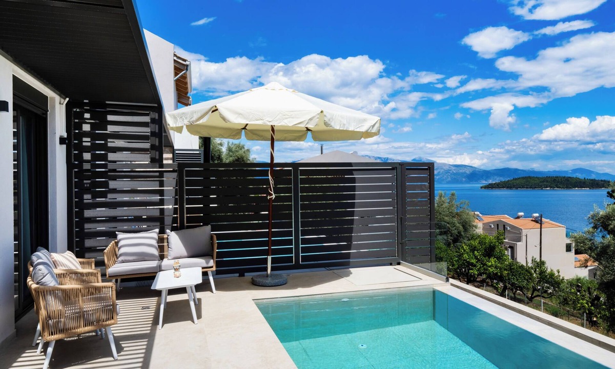 Perigiali Apartment | Nicole's Luxury Collection