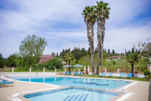 Sidari Hotel | Nikos Pool House & Apartments