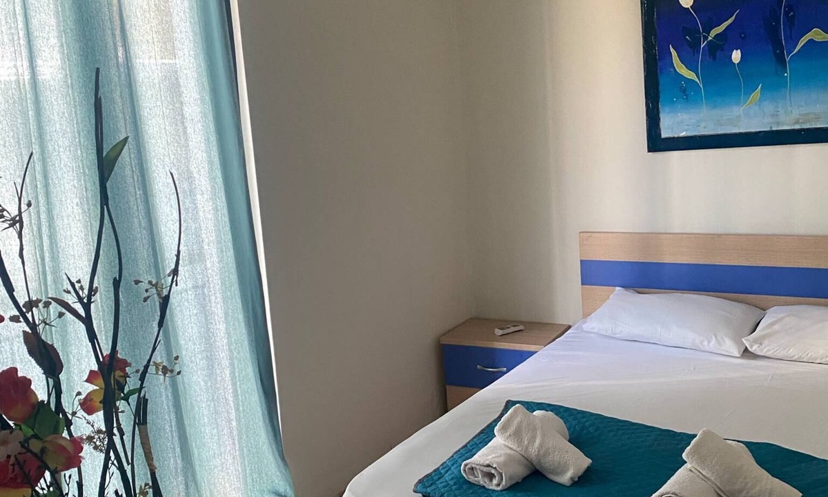 Skiathos Town House | Nostalgia