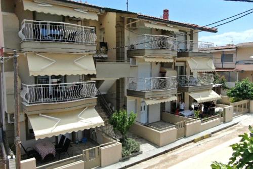 Paralia Ofryniou Apartment | Ofrinio Central Apartments