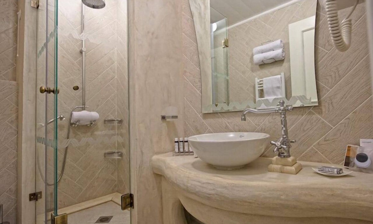 Kastoria Hotel | Orologopoulos Mansion