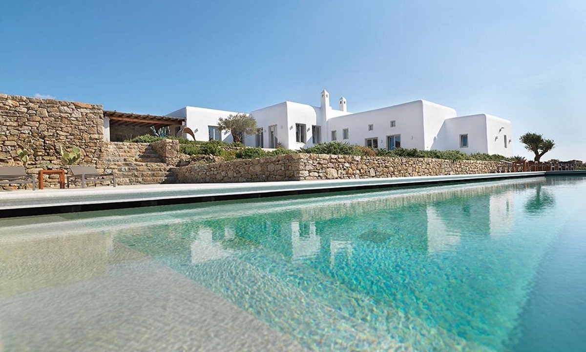 Mykonos Town Villa | Palatial Mykonos Villa | Villa Empire State | 5 Bedroom | Helipad | Basketball.