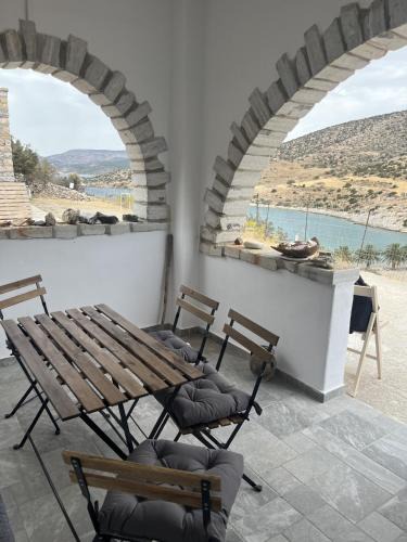 Naxos House | Panermos house