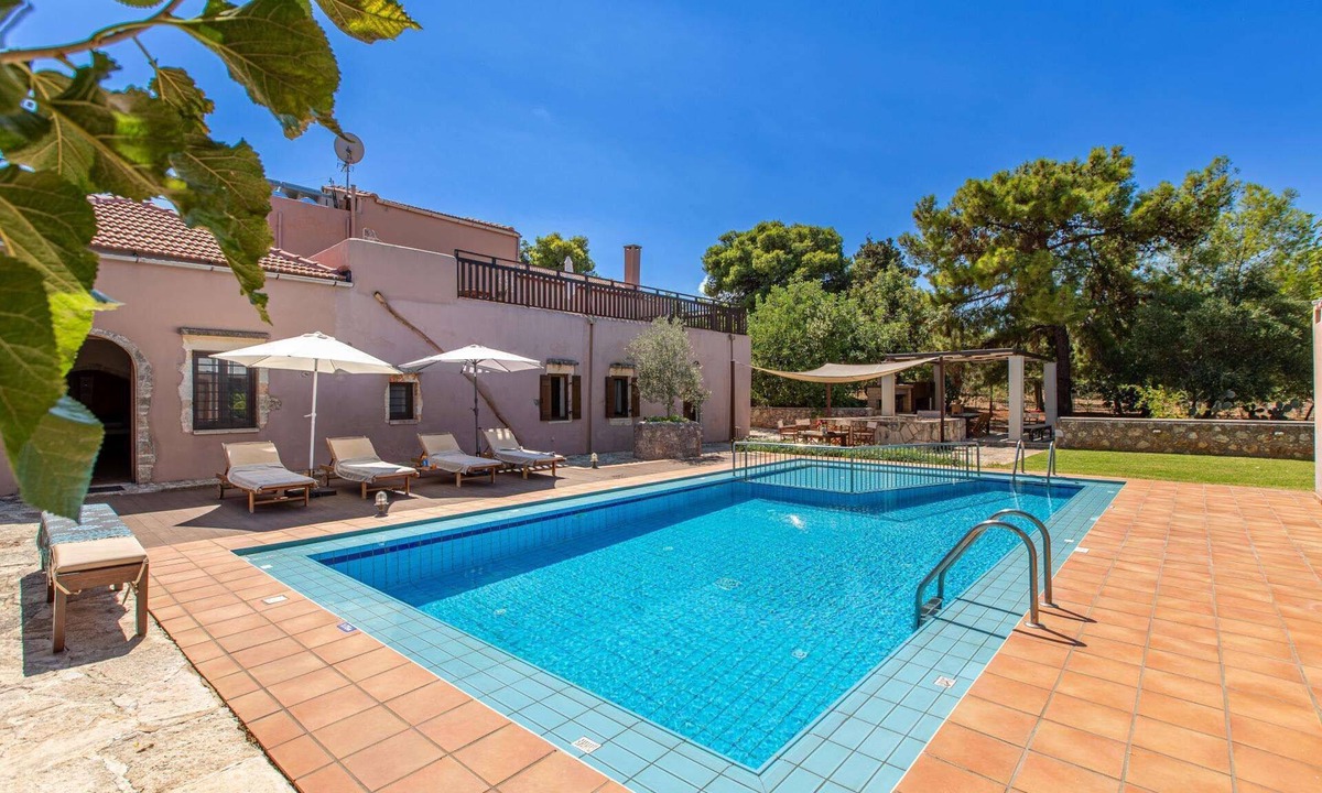 Pitharion Villa | Patitiri - Three Bedroom Villa, Sleeps 6