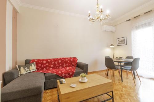 Petralona Apartment | PAVLOS Urban Stay