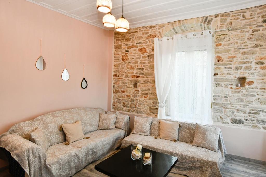 Mitilinii Apartment | Peaceful Getaways in Samos