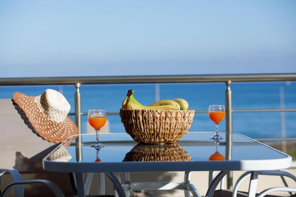Sfakaki Apartment | Peach- Sea View Exclusive Maisonette