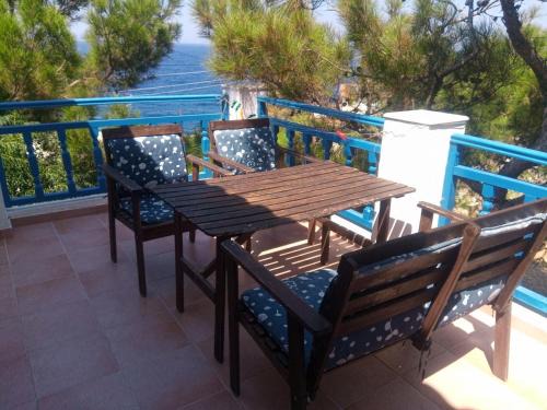Armenistis Hotel | Pefka Armenistis