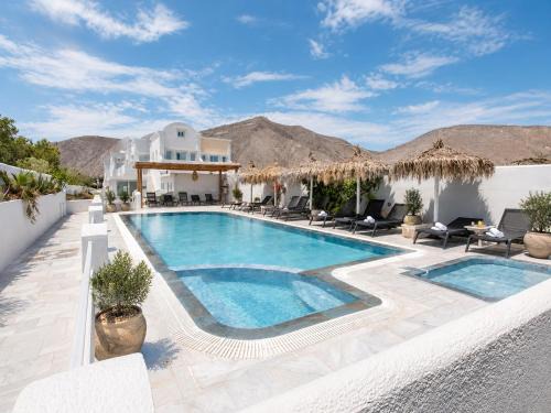 Perissa Apartment | Perissa South Beach- Beachfront Rooms