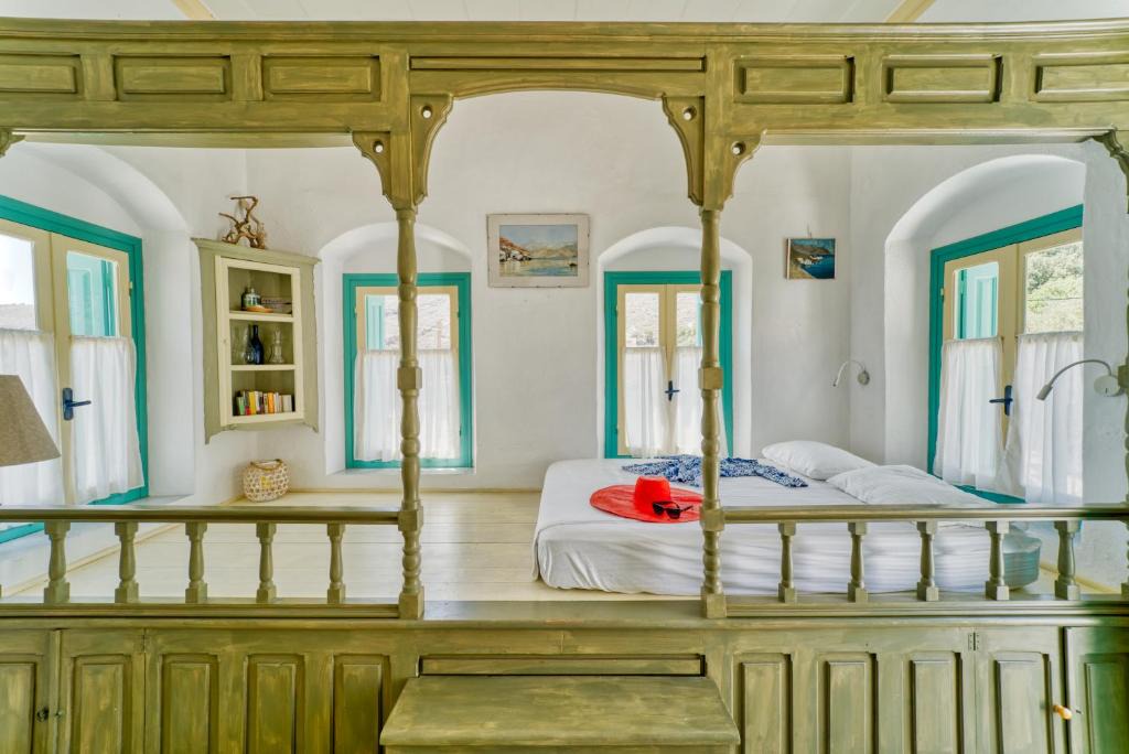Symi House | Petridi House