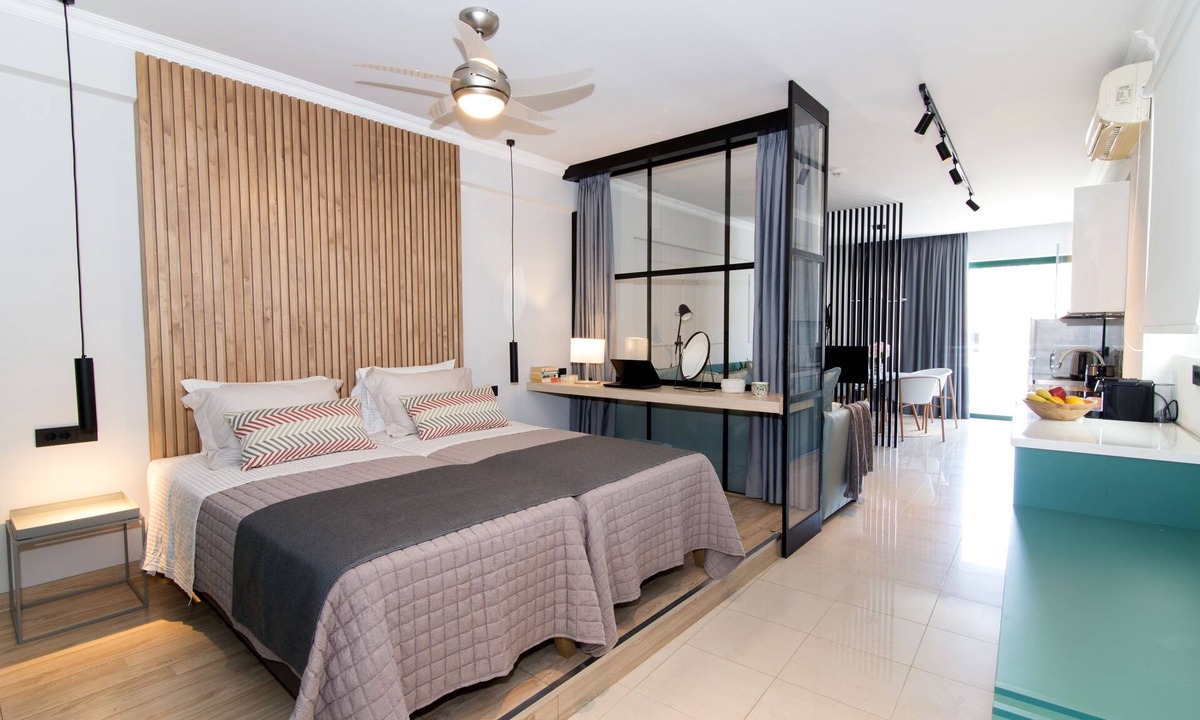 Kolymbari House | Phaedra's Studio Mountain View