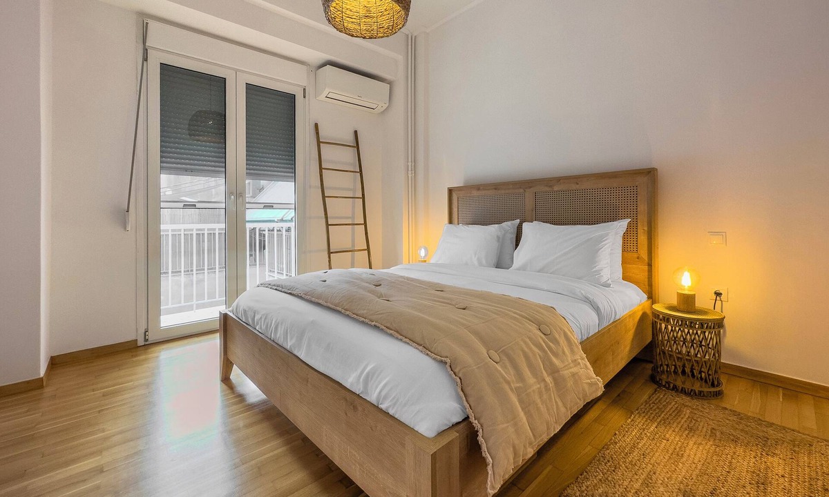 Kallithea Apartment | Phaedrus Living: Kallithea Heights Residence