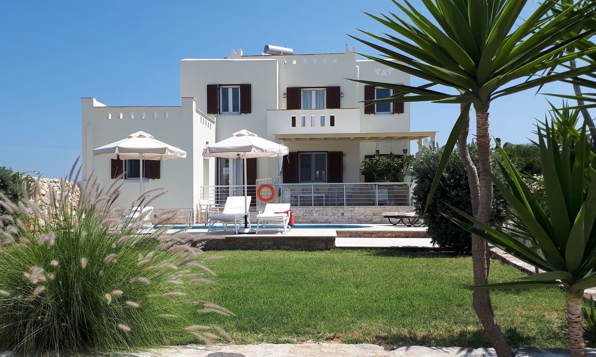 Plaka Villa | PLAKA ,SEA VIEW VILLA WITH PRIVATE POOL AND GARDEN, 700 M. FROM PLAKA BEACH