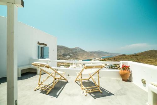 Tholaria Apartment | Plori Studios and Apartments
