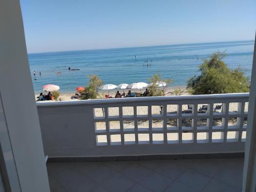 Nea Mesagkala Apartment | Poseidon Street ΝΕΑ ΜΕΣΑΓΓΑΛΑ Γκαρσονιέρα 4