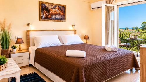 Potokaki Apartment | Queensize bed a walkaway to pythagorio city center