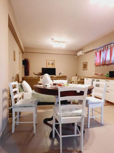 Agios Minas Apartment | Quiet Cosy apartment near Karfas Beach