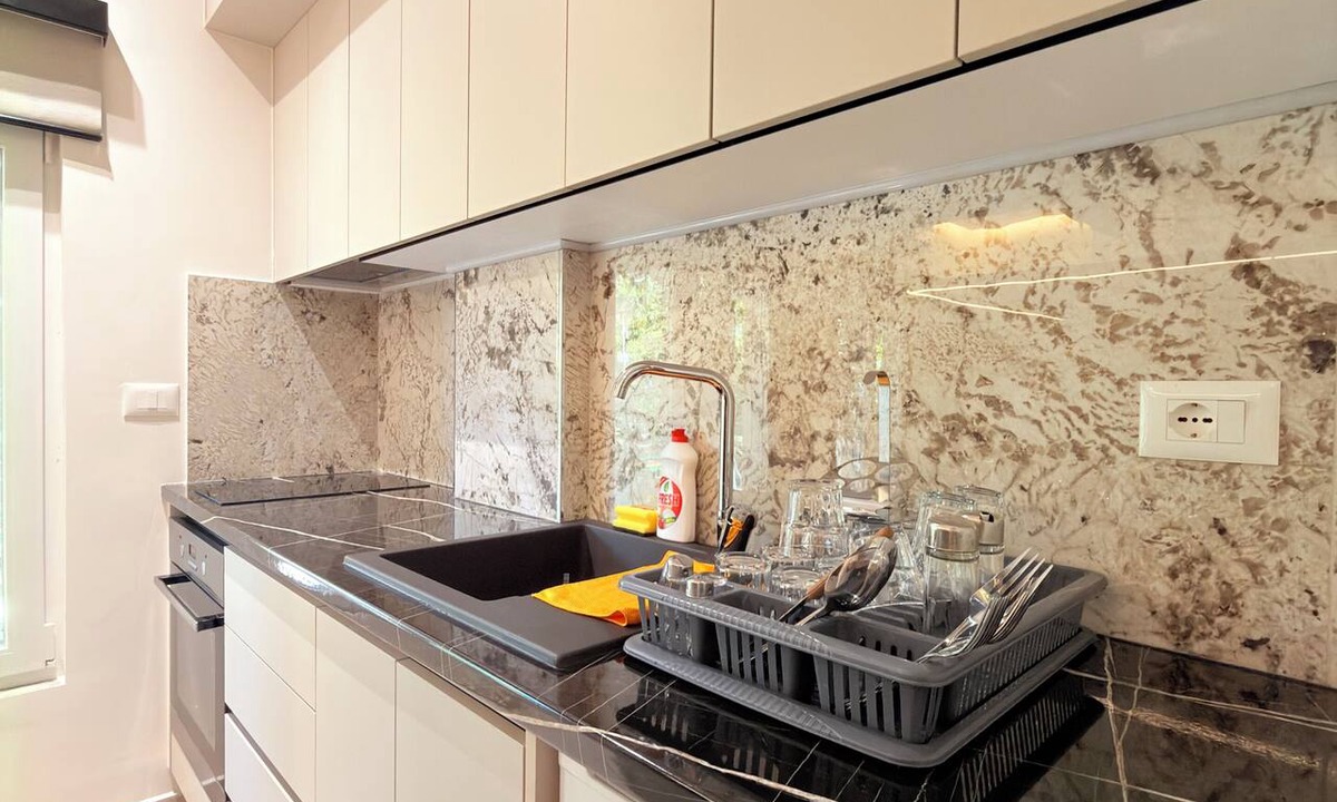 Golem Apartment | R&RS STUDIO APART