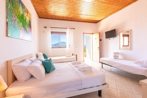 Radhime Apartment | Radhima Sea View Studio Apt 2 - Kitchen, Parking & Balcony