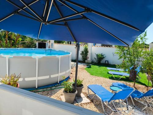 Ag. Georgios Bed & Breakfast | Relaxrooms, 1 queen size bed, swimming pool