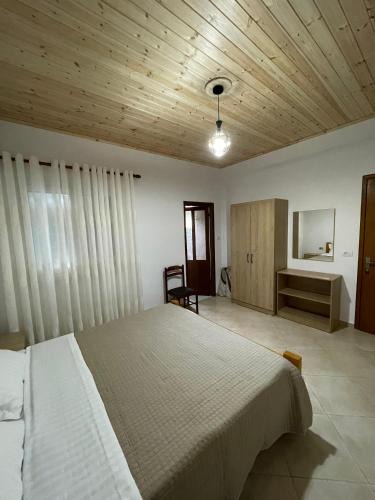Otllak House | Rent Rooms Sakolli