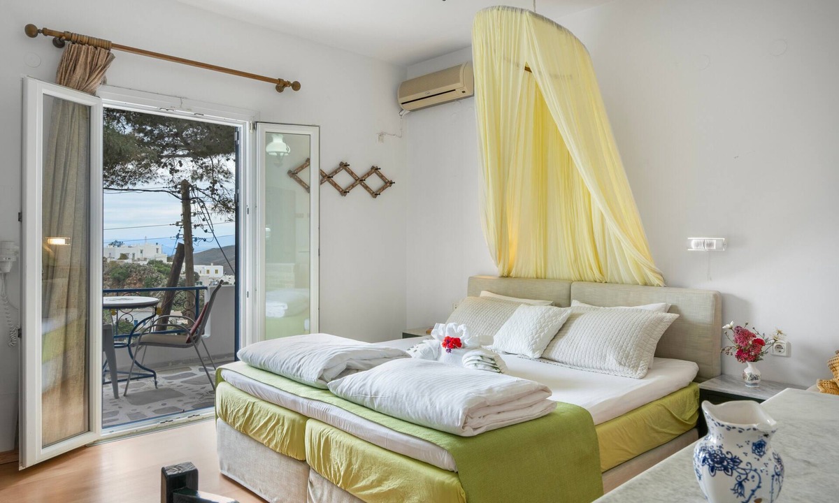 Aegiali Apartment | Room 14 at Pagali Hotel with Sea View