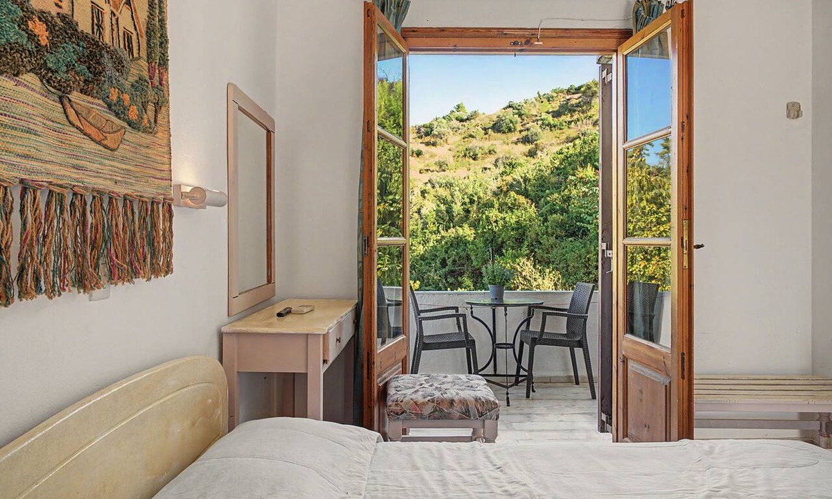 Psaropouli Apartment | Room 'Orama 34' with Sea View, Wi-Fi and Air Conditioning
