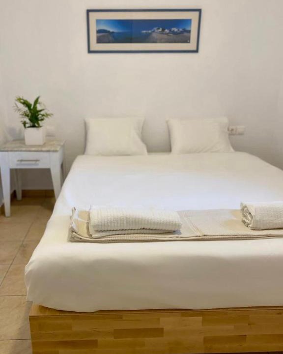 Ornos House | San Constantine