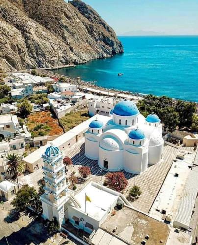 Perissa Hotel | Santorini Sunrise Hotel Perissa Pleasure