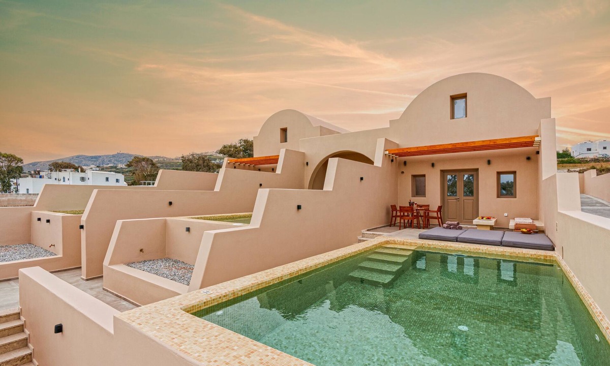 Vothon Villa | Santorini - Villa - Sleeps 5 - Pool - Parking