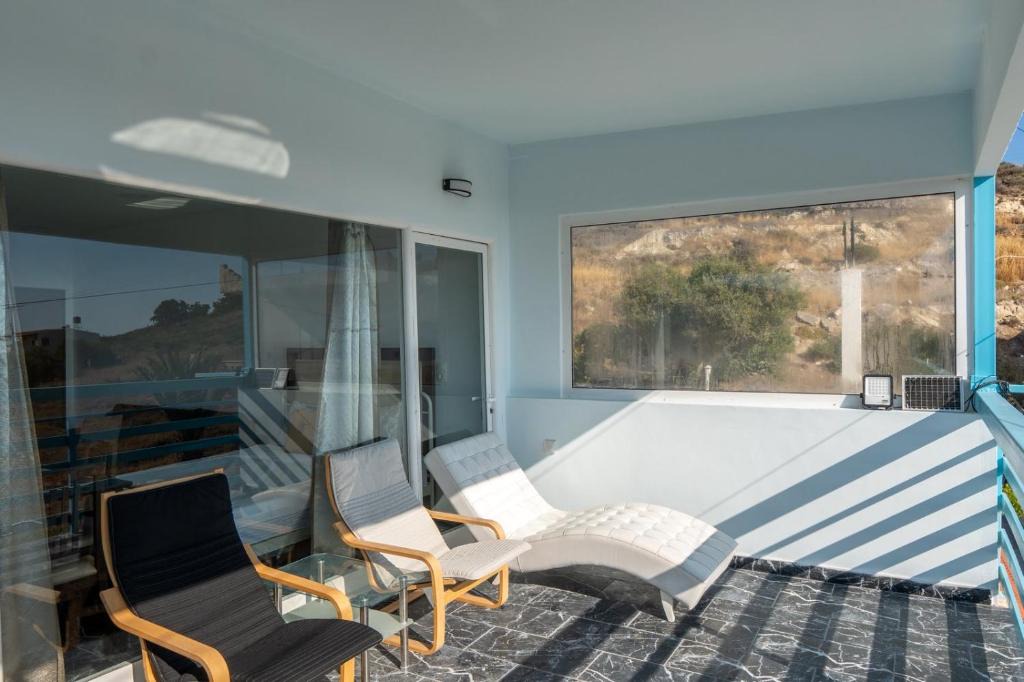 Neo Kalamaki Apartment | Sea and Silence