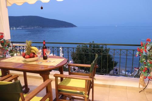 Nea Peramos Apartment | Sea and Sun apartment
