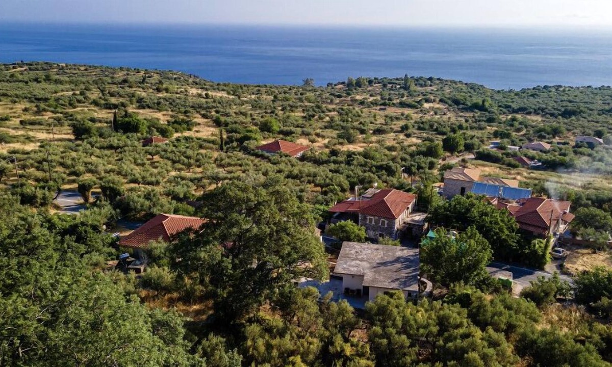 Thalames House | Sea view villa in Mani, Messinia