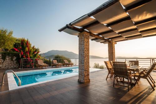 Evgiros Villa | Seafront Marine Villa with private sea access - Iris Villas Lefkada