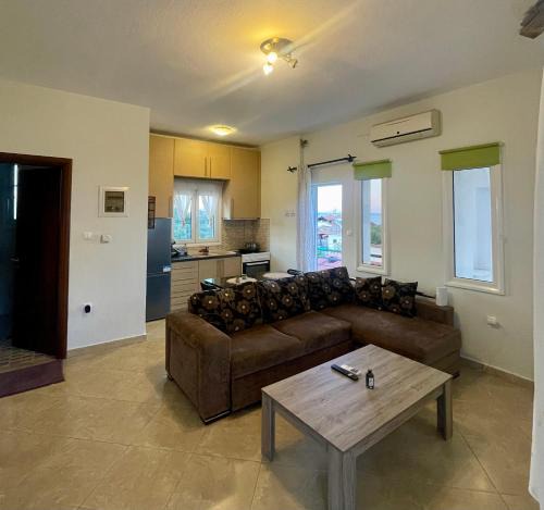 Agiokampos Apartment | Seaview Apartment Agiokampos