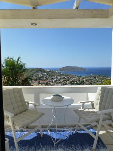 Anavyssos Apartment | Seaview near Athens & Sounio