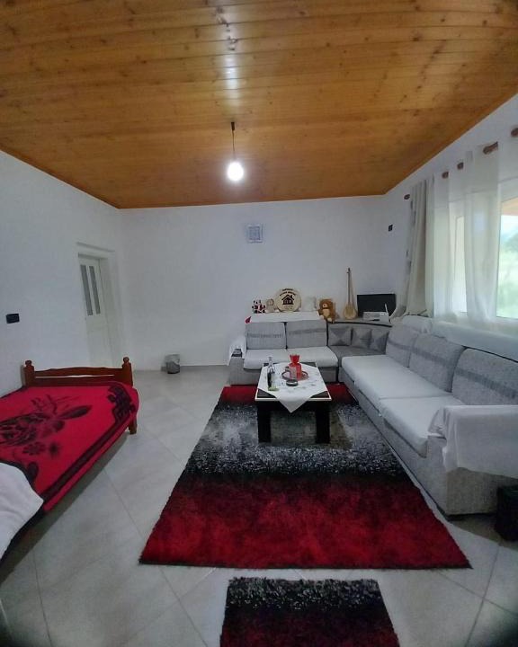 Sakës House | Shpija E AMEL (Sweet Guest House)