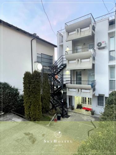 Pejë Hostel | Sky Hostel