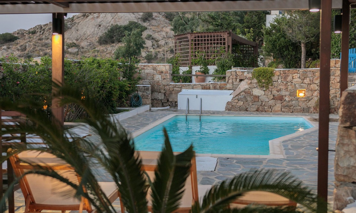 Glinado Villa | Spacious luxury villa with pool, & stunning sea and sunset views