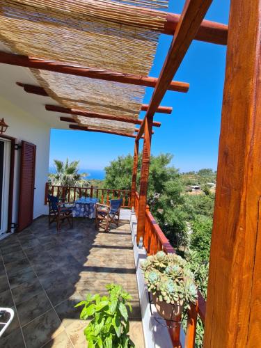 Armenistis Apartment | SPITIKARIOTIKO Pergola Home