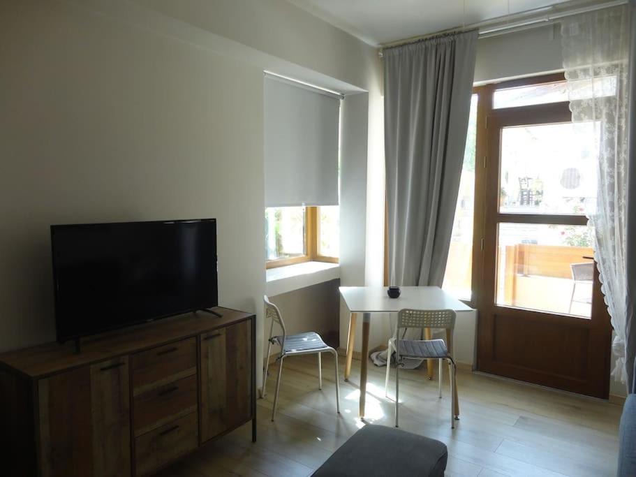 Pitsidia Apartment | Square apartment