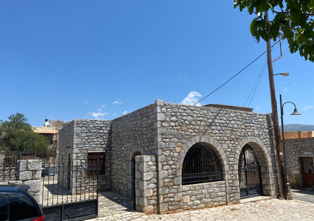 Pagkia House | Stavri stone house